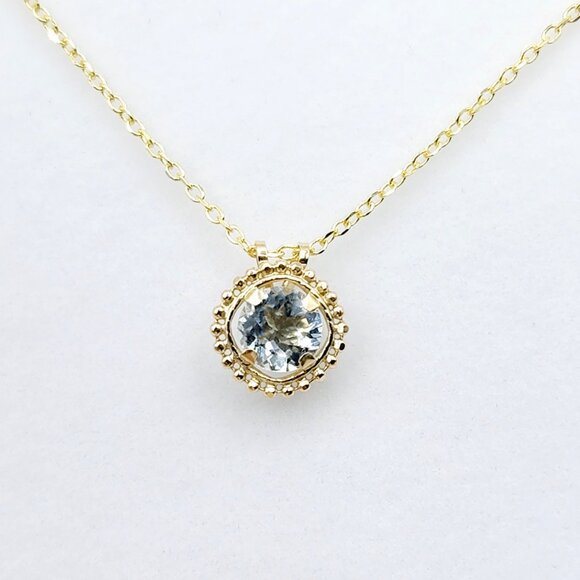 10K Yellow Gold Genuine Aquamarine 6x6mm (0.75ct) Pendant - Picture 1 of 7